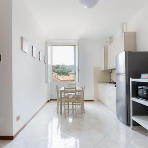 Apartment Carola's Place - By Relais Di Giada, Como